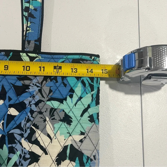 Vera Bradley | Essentials Tote Bag HandBag in Camo Floral Pattern Blue & Black - Picture 8 of 8